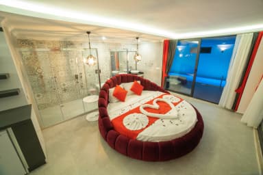 Villa Suare Korunaklı Havuz 50