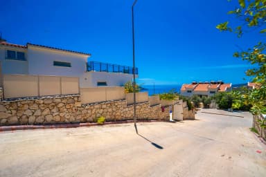 Villa Trios Özel Havuzlu 18