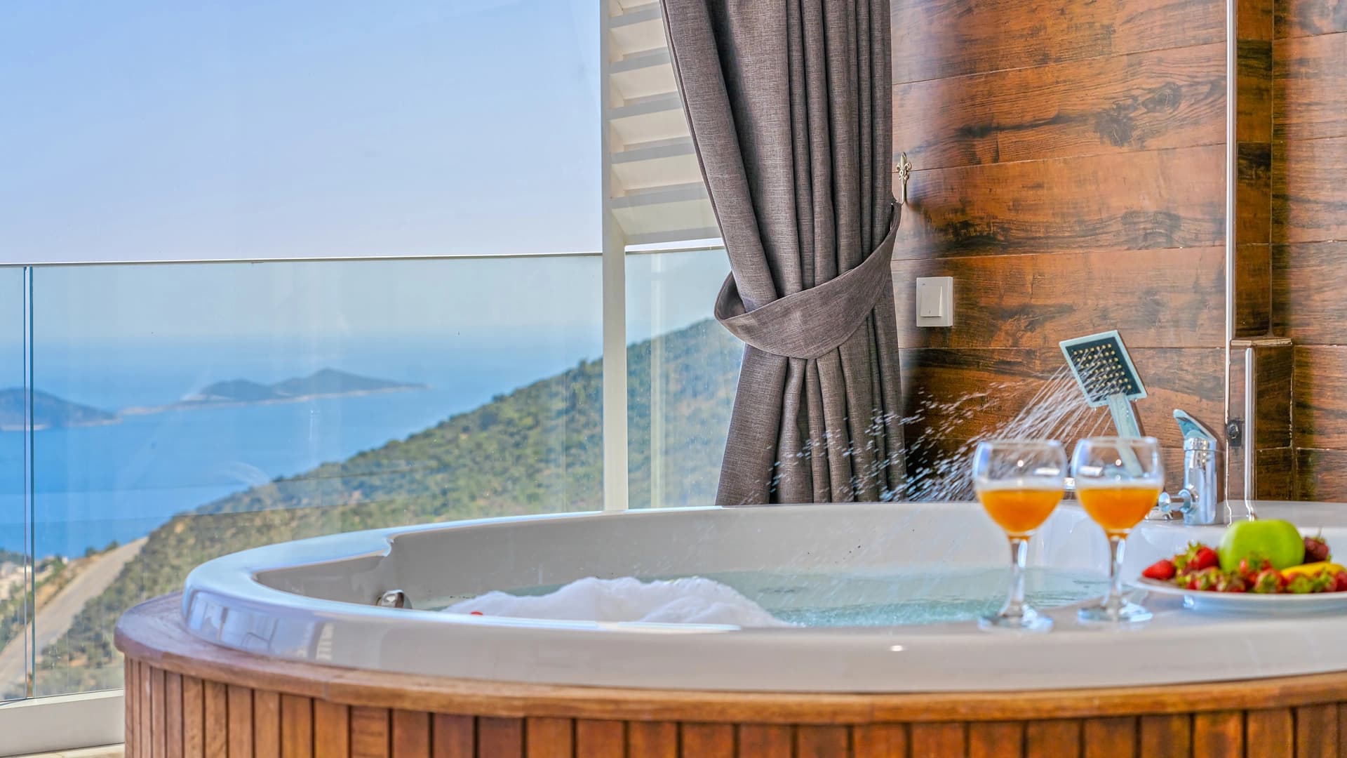 Villa Merit Royal Korunaklı Havuz 50