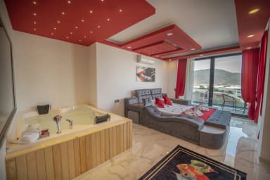 Villa Livaya Korunaklı Havuz 65