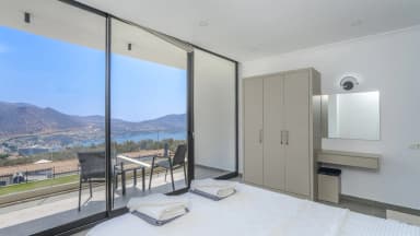 Villa Lion Çocuk Havuzu 23