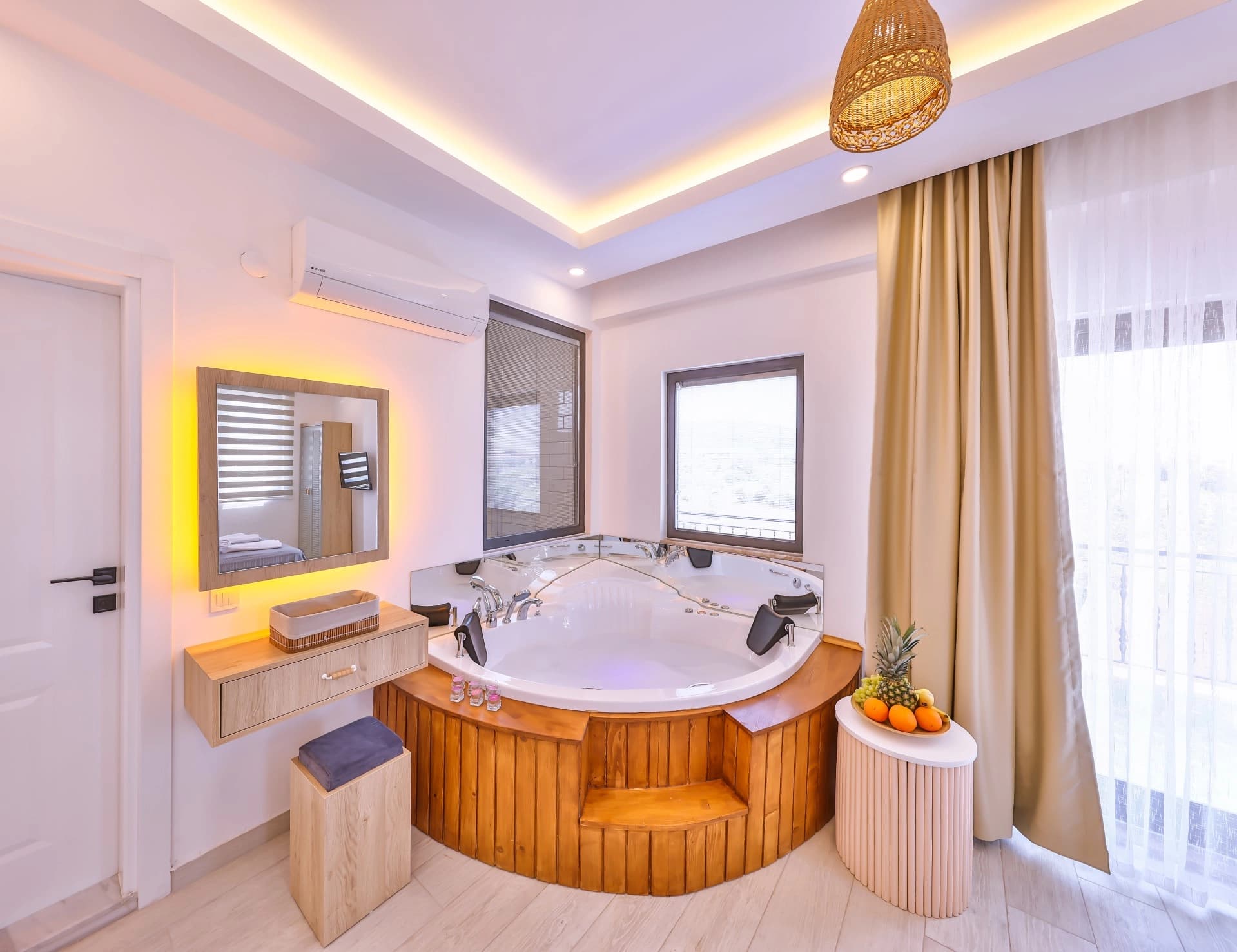 Villa Luiza 1 Korunaklı Havuz 94