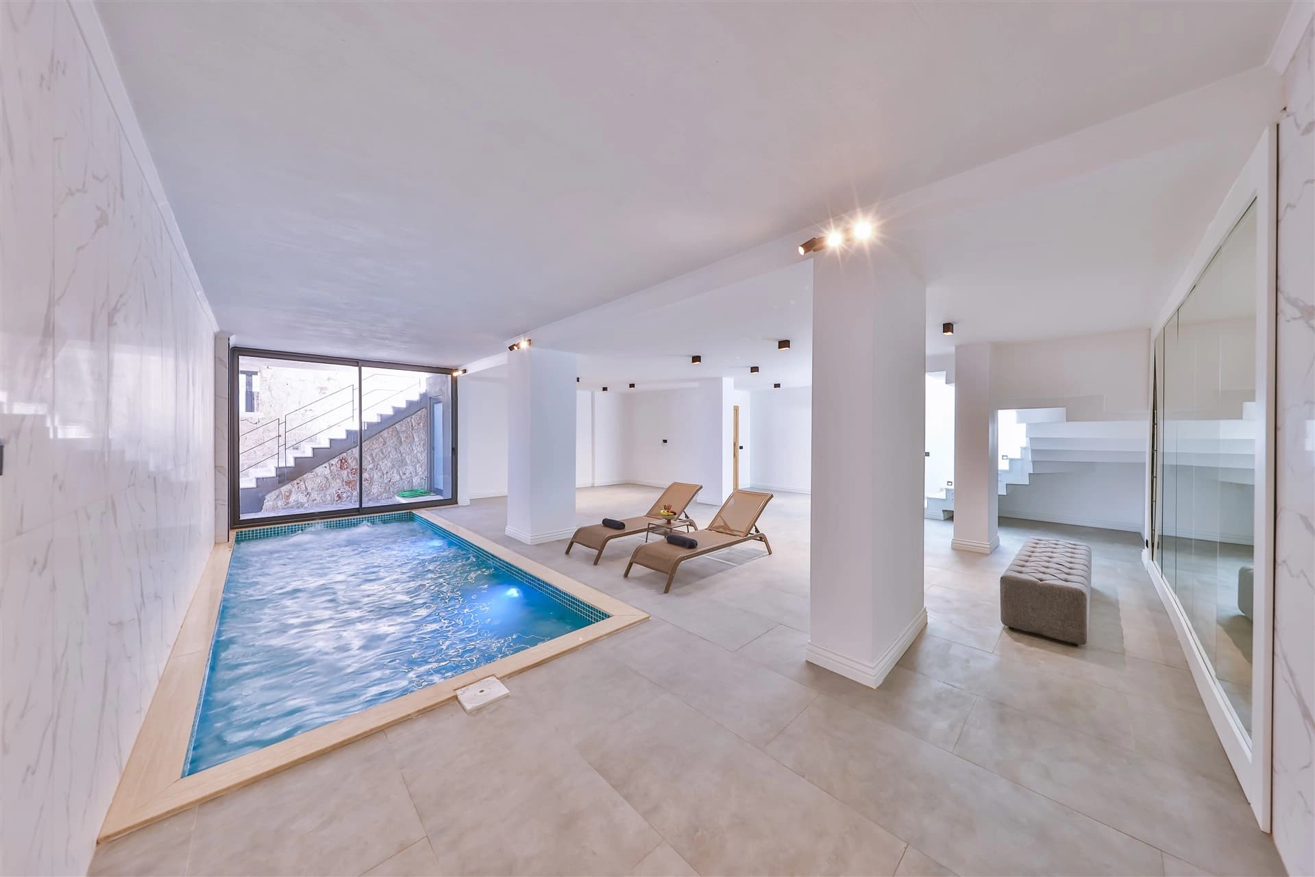 Villa Sky Line Korunaklı Havuz 95