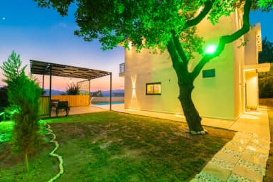 Villa Kaila Korunaklı Havuz 70