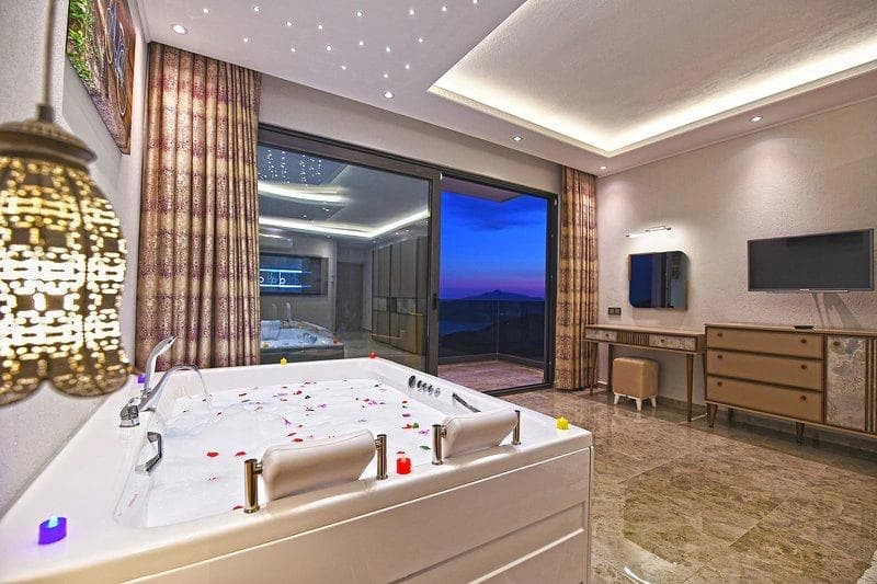 Villa Survival Isıtmalı Havuz 27